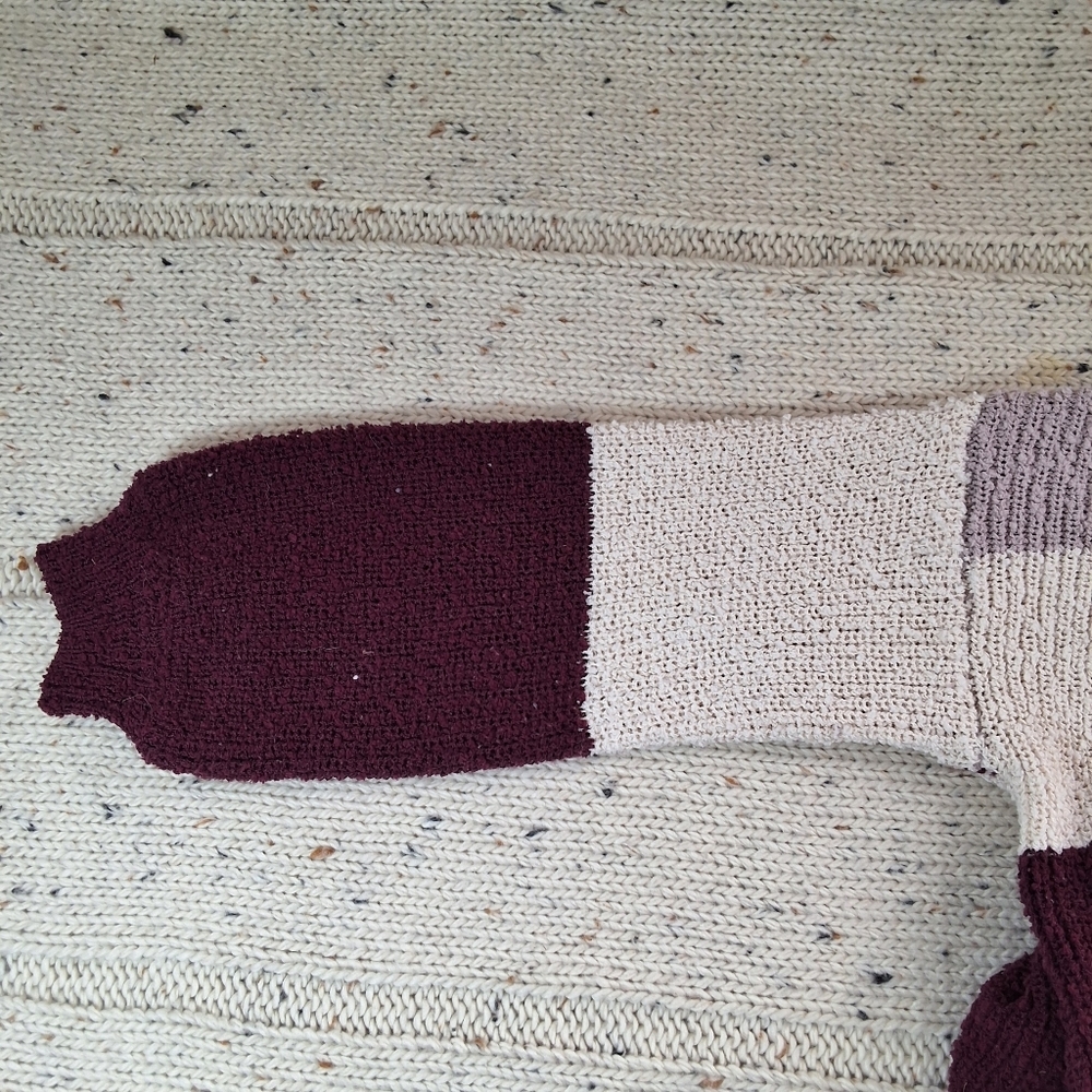 Colorblock Sweater - Purple and Cream - Picture 7 of 8